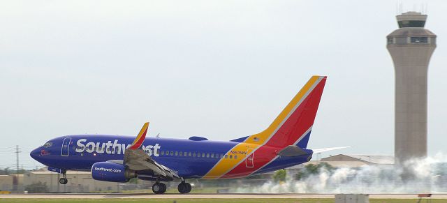 Boeing 737-700 (N953WN)