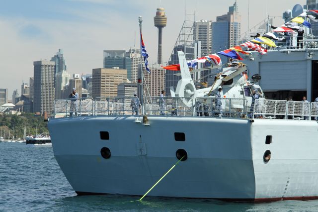 — — - International Fleet Review 2013 Sydney Harbour.