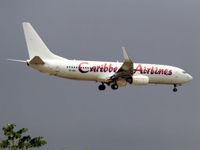 Boeing 737-800 (9Y-MBJ)