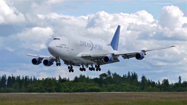 Boeing 747-400 (N249BA) - GTI4136 diverted from RJGG / NGO to KCHS on final approach to runway 34L on 6/13/13. (LN:766 cn 24309).