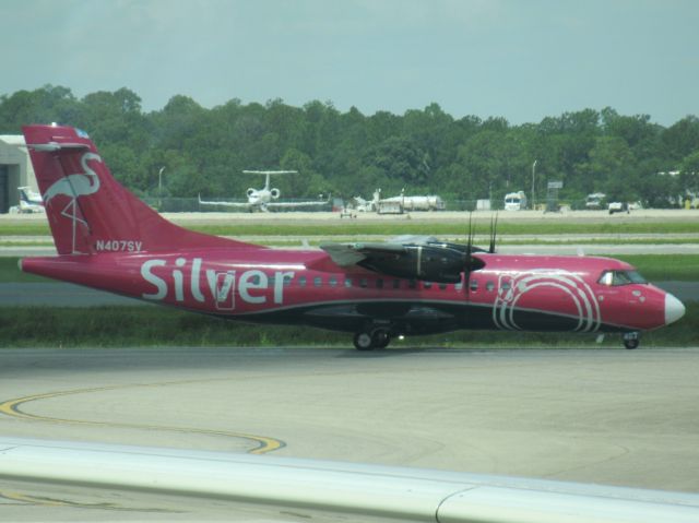 Aerospatiale ATR-42-600 (N407SV)