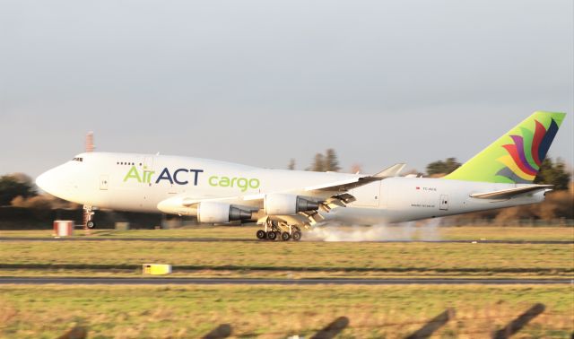 Boeing 747-400 (TC-ACG) - AirAct cargo b747-481(bdsf) tc-acg landing at shannon from istanbul 14/12/20.