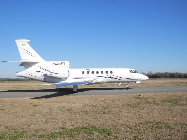 Dassault Falcon 50 (N214FT) - SENATOR TED CRUZ DEPARTING PERRY GA. GOD SPEED AND TAILWINDS TO YOU SIR