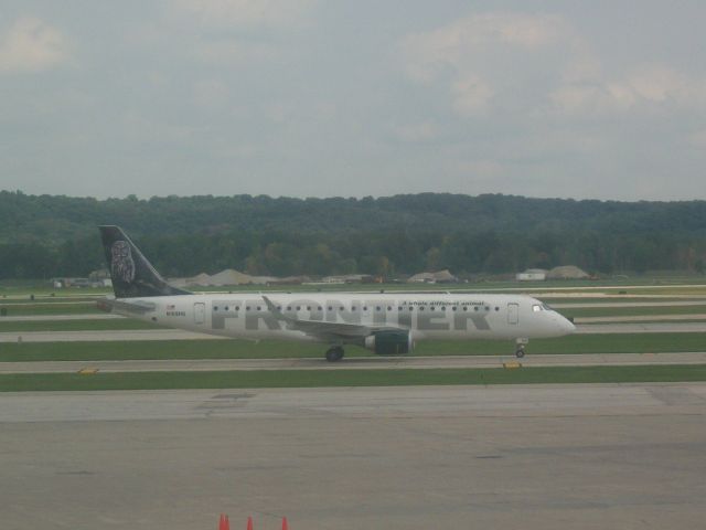 N169HQ — - Frontier 1750 from Denver (August 7,2011).