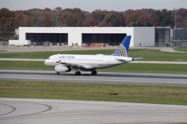 Airbus A319 (N817UA) - Flight 1682 to ORD (November 11th, 2017) 