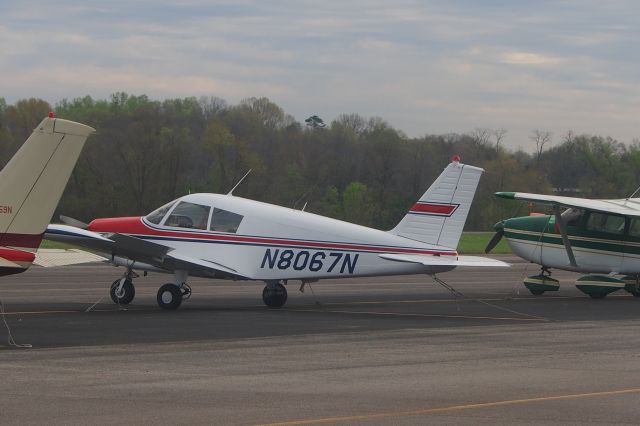 Piper Cherokee (N8067N)