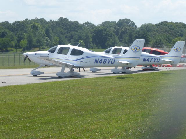 Cirrus SR-20 (N48VU)