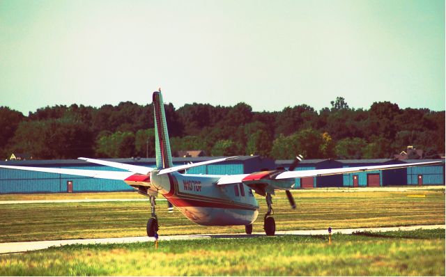 Aero Commander 500 (N107DF)