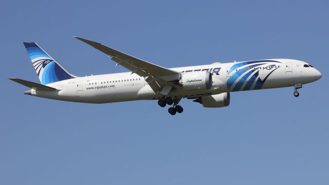 Boeing 787-9 Dreamliner (SU-GEW)