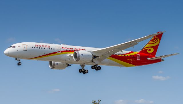 Boeing 787-9 Dreamliner (B-7667) - CHH7975 arrives from Beijing and about to land on runway 23 at YYZ