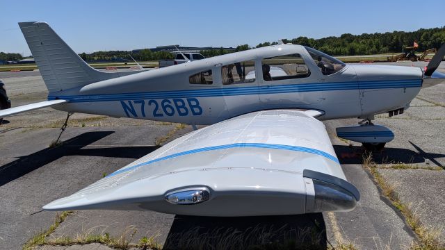 Piper Cherokee (N726BB)