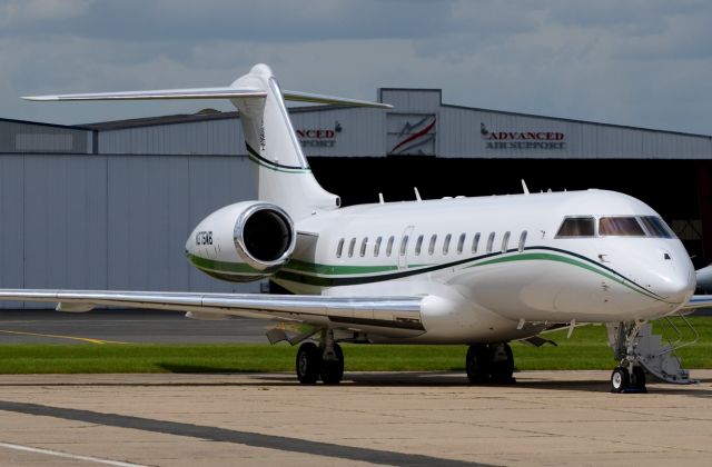 Bombardier Global Express (N375WB)