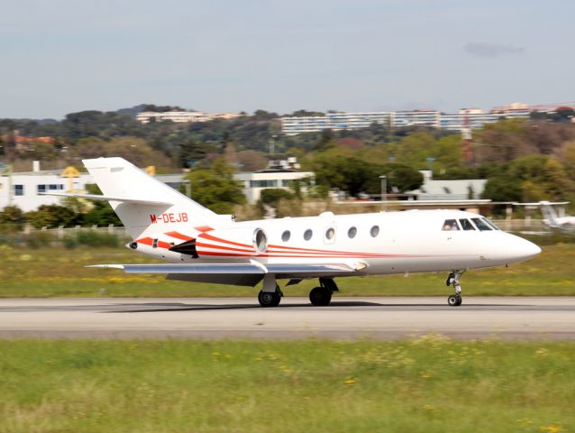 Dassault Falcon 20 (M-DEJB)