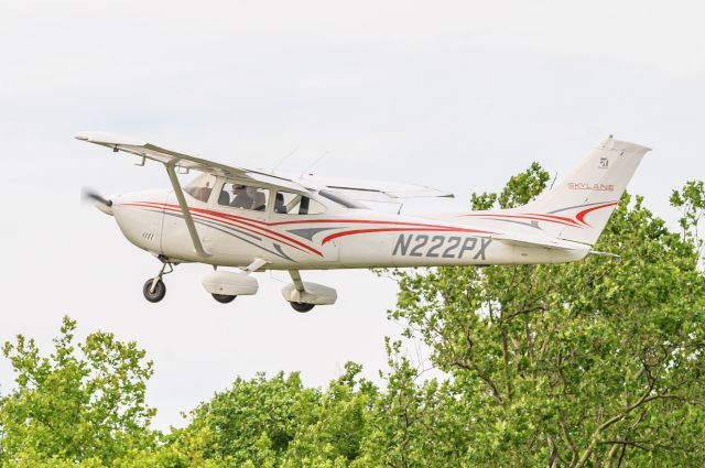 Cessna Skylane (N222PX)