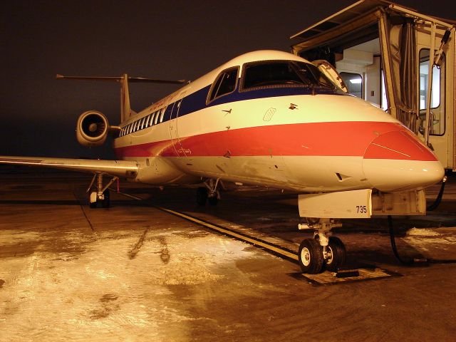 Embraer ERJ-135 (N735TS)