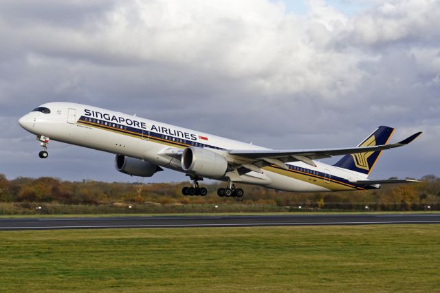 Airbus A350-900 (9V-SMB) - SIA52 on the second leg of the SIN-MAN-IAH flight.