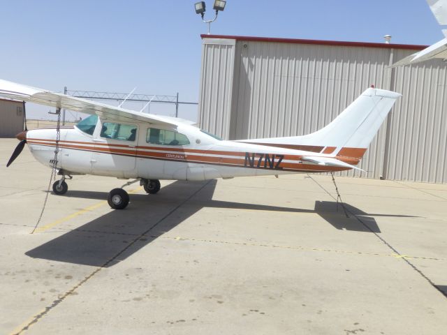 Cessna Centurion (N7NZ)