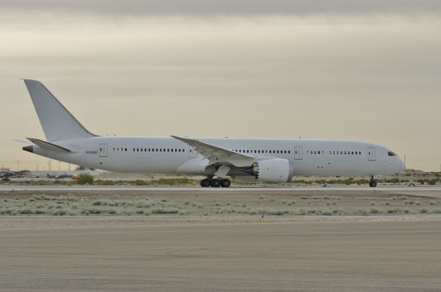 Boeing 787-9 Dreamliner (N789ZB) - The new Boeing 787-9 series in Yuma.