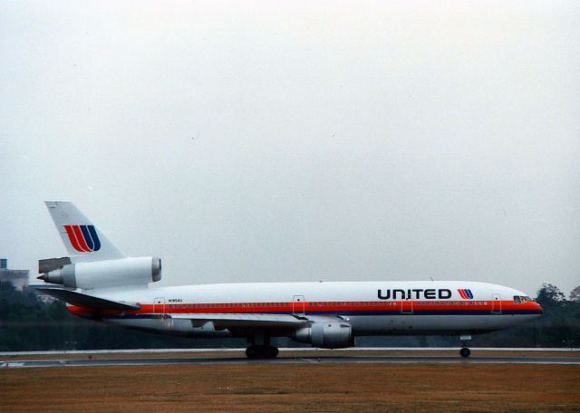 McDonnell Douglas DC-10 (N1854U) - I digitally processed the photos I took in the past.