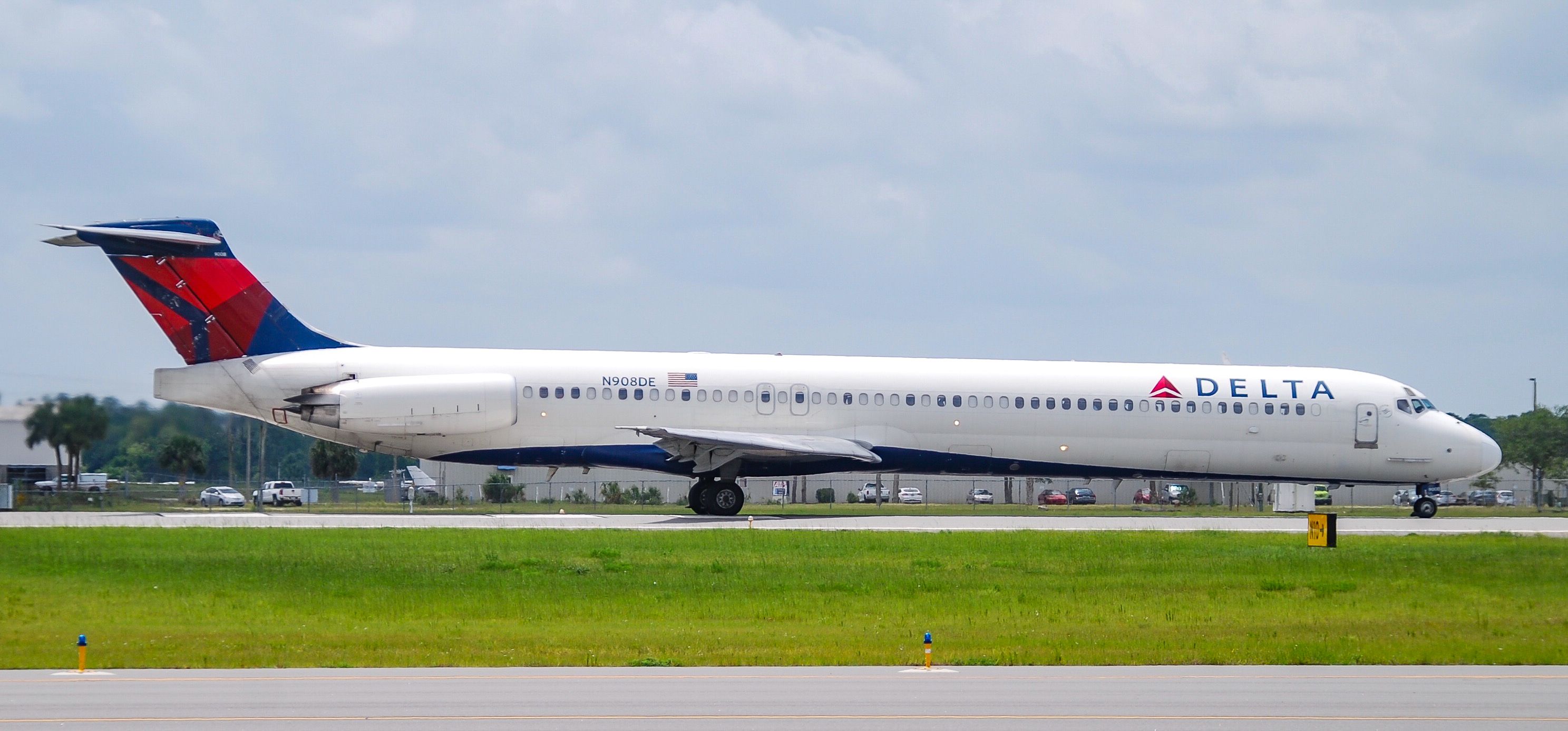 McDonnell Douglas MD-88 (N908DE) - The last close up MD-88 that I will ever see. Only 5 days before the retirement of the entire MD-88 fleet at Delta. While vacationing in Florida we stopped at DAB specifically to get one last shot of my beloved MD-88. We were treated to one final, very loud take off! She took off like a rocket into the bright Florida sky. Thank you for a lifetime of memories MD-88!  Picture taken 5/28/20.