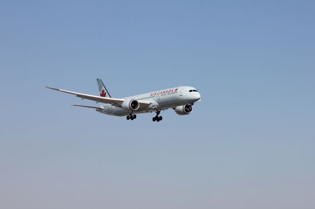 Boeing 787-9 Dreamliner (C-FGEI) - Taken from the parking garage overlooking RWY23. Follow us on Instagram @tpreports
