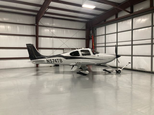 Cirrus SR-22 (N574TB) - G5 22T