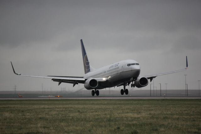 Boeing 737-900 (N14237)