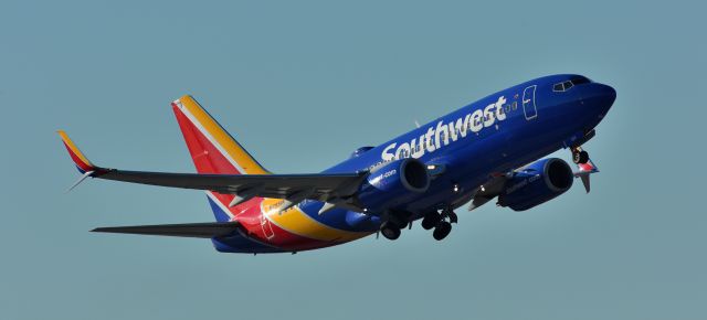 Boeing 737-700 (N255WN) - phoenix sky harbor international airport 18OCT22