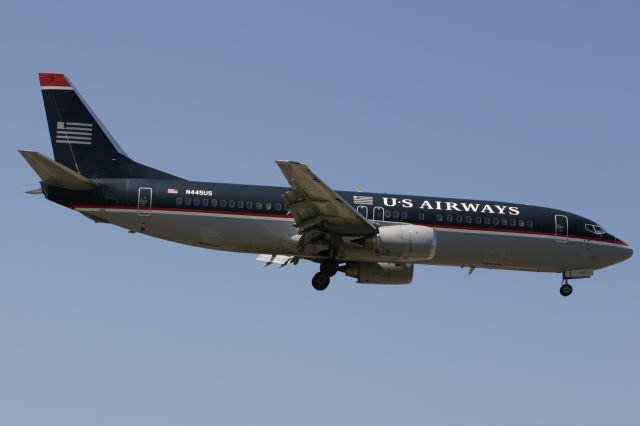 BOEING 737-400 (N445US) - June 15, 2006 - approached Buffalo, NY