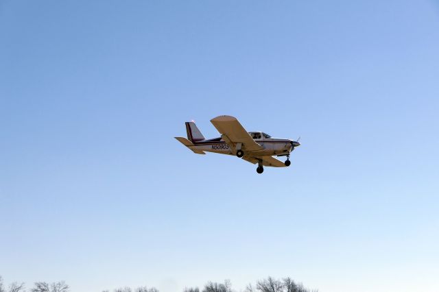 Piper Cherokee Arrow (N5090S)