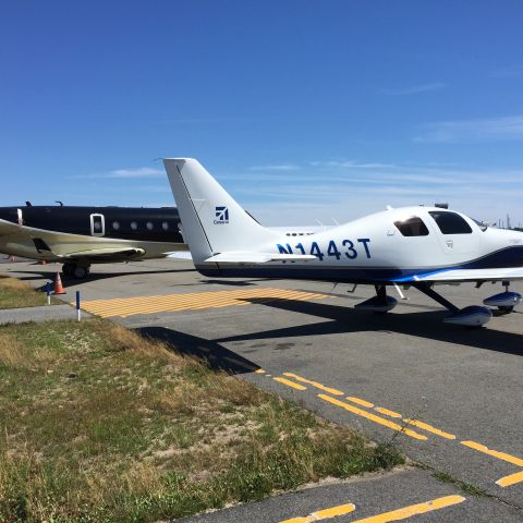 Cessna 350 (N1443T) - Hyannis