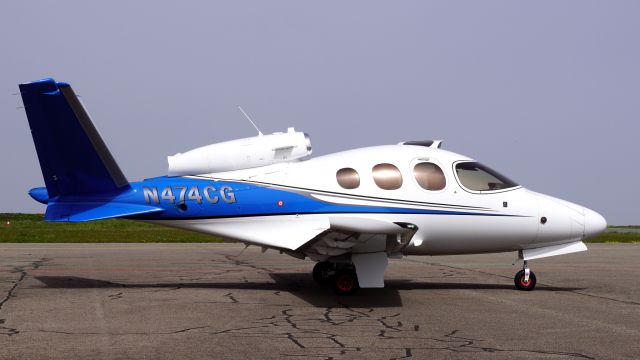 Cirrus Vision SF50 (N474CG) - Besucher