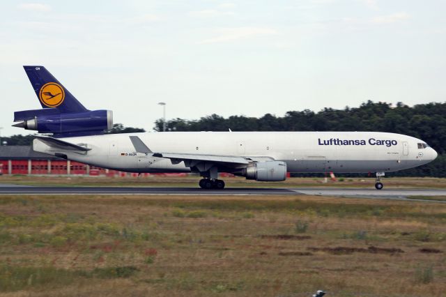 Boeing MD-11 (D-ALCR)