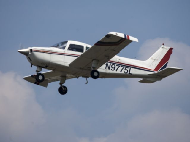 Beechcraft Sundowner (N9775L) - Take off runway 26.