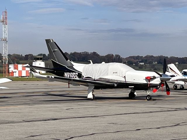 Socata TBM-700 (N910DZ)