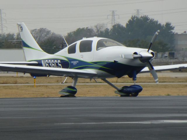 Lancair Columbia 400 (N636CS)