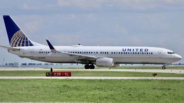 Boeing 737-900 (N66828) - 4/15/23