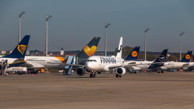 Airbus A320 (OH-LXL)