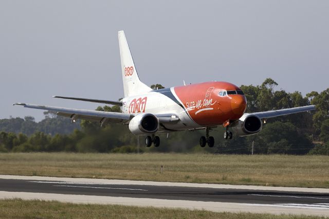 BOEING 737-400 (OE-IBZ)