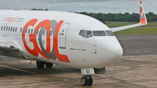 Boeing 737-700 (PR-GEJ)