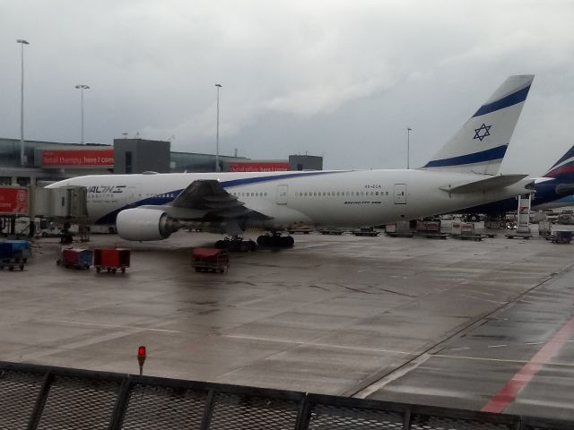 Boeing 777-200 (4X-ECA) - El Al B777-258ER cn30831