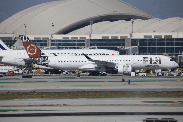 Airbus A350-900 (DQ-FAI)