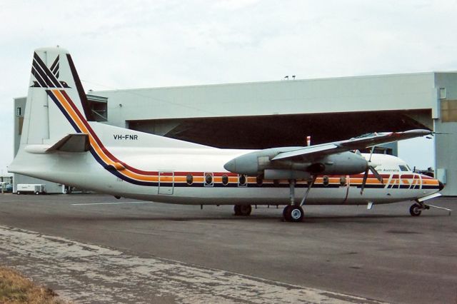 Fokker 100 (VH-FNR) - AIRLINES OF SOUTH AUSTRALIA - FOKKER F-27-400 FRIENDSHIP - REG : VH-FNR (CN 10317) - WEST BEACH ADELAIDE SA - AUSTRALIA - YPAD (6/11/1982)