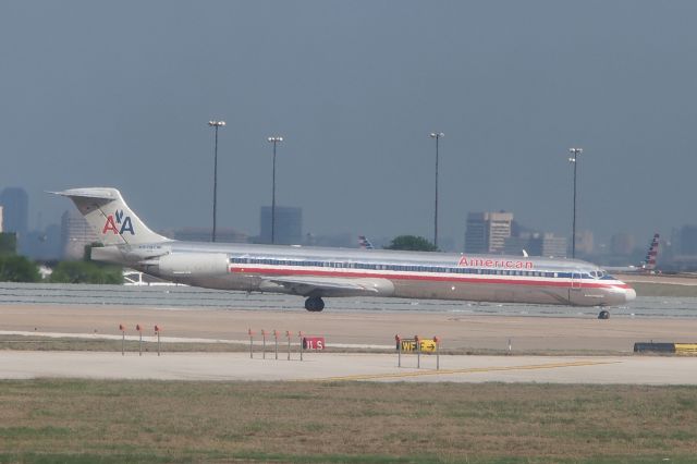 McDonnell Douglas MD-83 (N979TW)