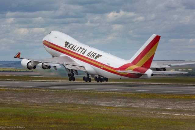 Boeing 747-200 (N402KZ)