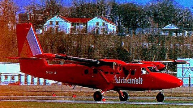 De Havilland Canada Twin Otter — - De Havilland Canada Twin Otterbr /Soumis il y a 2 minutesbr /Un des six DHC-6 Twin Otter dAirtransit décollant de laéroport de Rockcliffe (Ottawa STOLport), en direction de Montréal, juin 1975.