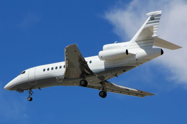 Dassault Falcon 900 (N900HC)