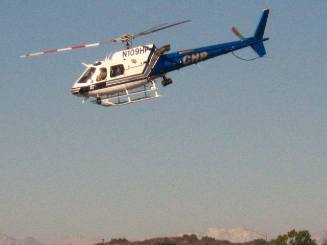 Eurocopter AS-350 AStar (N109HP) - Lifting off from Fullerton