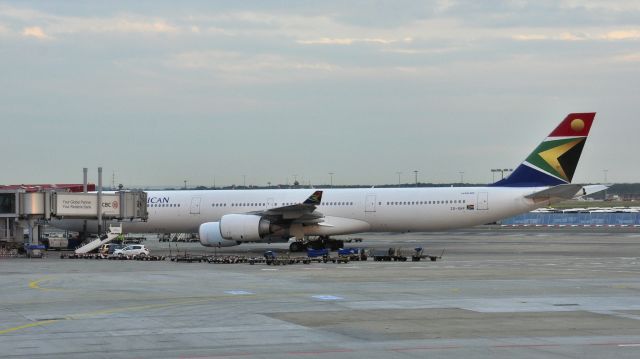 Airbus A340-600 (ZS-SNF) - South African Airways Airbus A340-642 ZS-SNF in Frankfurt 