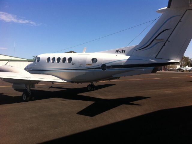 Beechcraft Super King Air 200 (VH-LNK) - I think it is ex-military, the grey and blue suggests that along with the circles where the ensign belongs